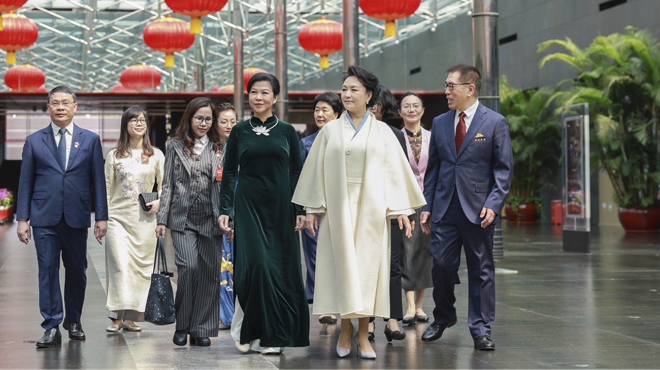 ������ͬԽ����������ǡ�������ϯ�����ⷼ���ι��й����Ҵ��Ժ